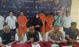 Gasak Cek Nasabah Rp 99,5 Juta, Karyawan Bank BUMN Bersama ASN dan Honorer Damkar Palembang Ditangkap Jatanras Polda Sumsel