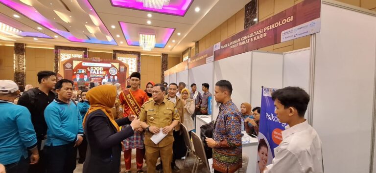 Job Fair 2024 Dibuka: 41 Perusahaan Buka Loker untuk 2 Ribu