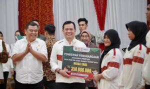 Elen Setiadi Kucurkan Bonus Atlet Peraih Medali PON 2024