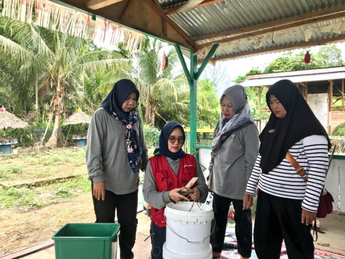 Pertamina Tingkatkan Kesadaran Lingkungan Masyarakat Kelurahan Kasang