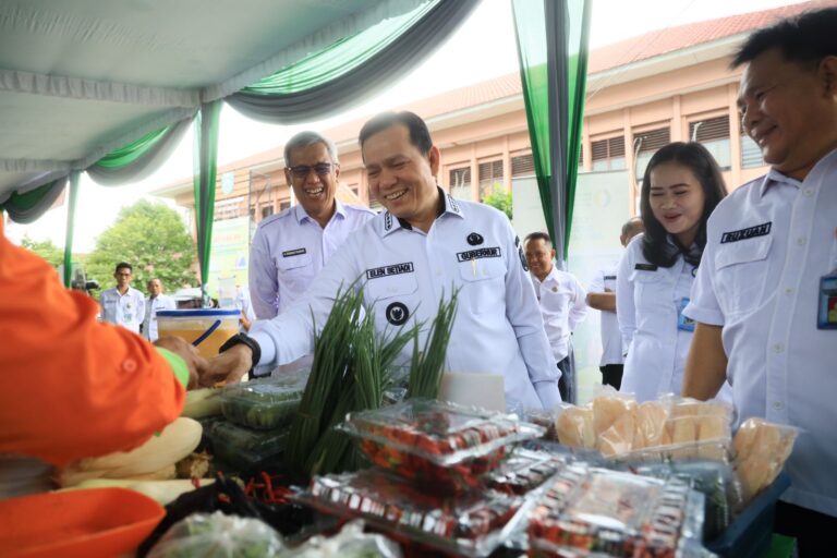 Gencarkan Pasar Murah, Elen Setiadi  Pastikan Stok Pangan Aman Jelang Nataru 