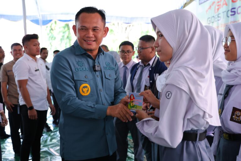 Ajak Siswa Peduli Lingkungan dari Sampah Plastik, Satuko Goes To School