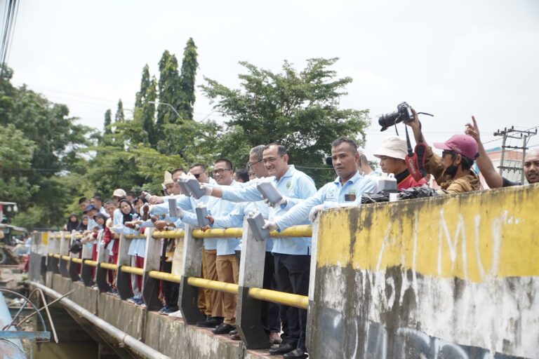 Peringati Hari Peduli Sampah Nasional 2025, Ajak Kalangan Pelajar Terlibat Aktif Jaga Kelestarian Bumi