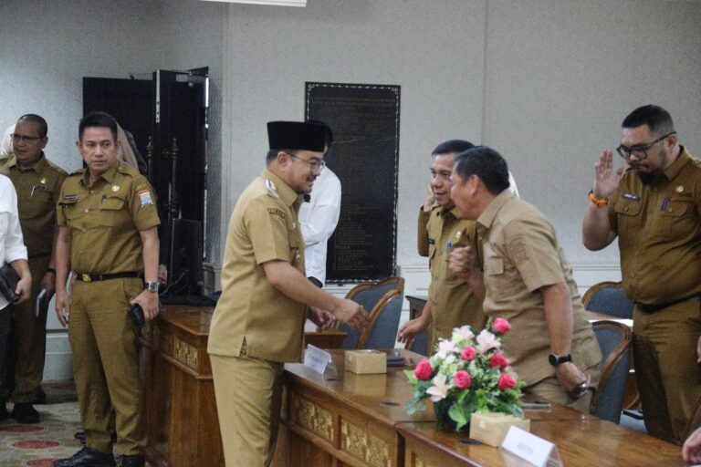 Wawako Prima Salam Beri Pengarahan ke OPD