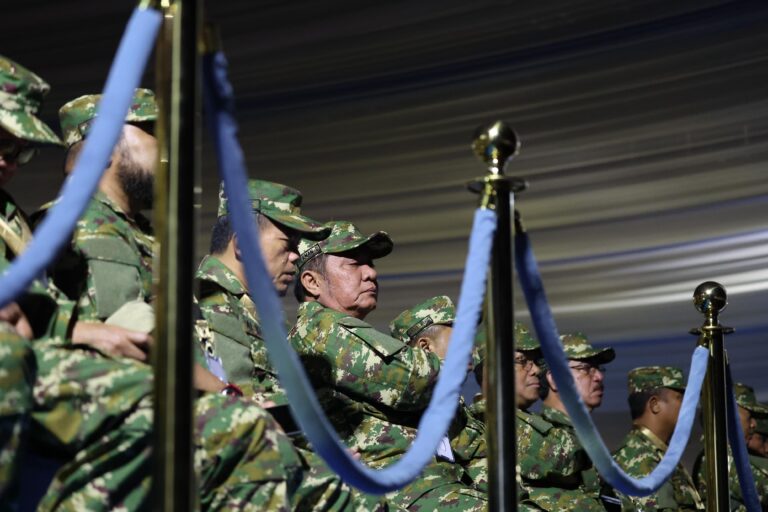 Herman Deru-Cik Ujang Kompak Parade Senja dengan Prabowo, Jokowi dan SBY