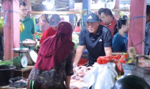 Jelang Ramadhan, Sekda tinjau Harga Sembako di Pasar Tradisional