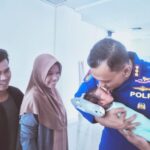 Ditpolairud Polda Sumsel Kerahkan Ambulance Apung, Bantu Ibu Hamil Melahirkan