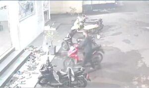 Pelaku Curanmor Gasak Motor Imam Masjid