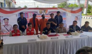 Gunakan Barcode MyPertamina Isi Solar Subsidi Berulang, Dua Sopir Box Ditangkap Ditreskrimsus Polda Sumsel