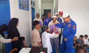 Polairud Pangkalan Sandar Upang Santuni Puluhan Anak Yatim