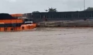 Dua Tongkang Batubara Bertabrakan di Perairan Sungai Musi, KSOP Palembang Sebut Kesalahan Nahkoda