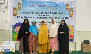 Rayakan Idul Fitri 1446 H, WOM Finance Revitalisasi Rumah Ibadah