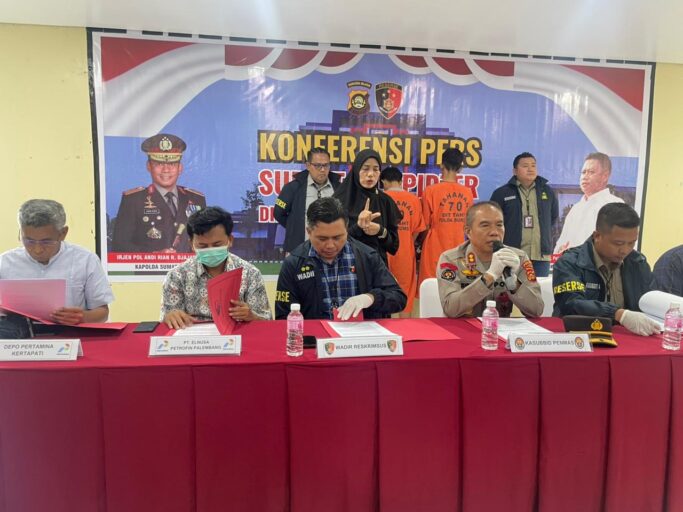 Polda Sumsel Bongkar Praktik Oplosan Solar di Muara Enim
