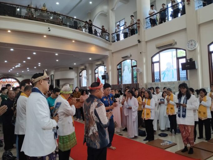 Perayaan Waisak di Wihara Dharmakirti Palembang, Doakan Kesejahteraan Bangsa Indonesia