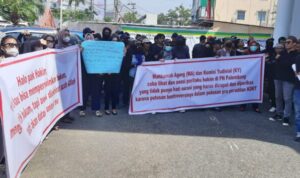 Perjuangkan Korban KDRT, Gerakan Tuntutan Rakyat Desak PT Palembang Kaji Ulang Putusan Pra Peradilan Tersangka Darmanto Effendi