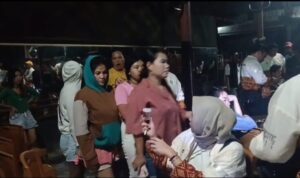 Ibu dan Anak di Palembang Terjaring Razia Sedang Dugem di Cafe
