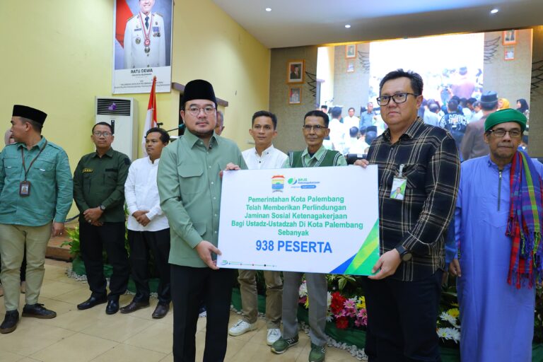 Program 100 Hari Kerja, Berikan Perlindungan Jamsostek Pekerja Rentan
