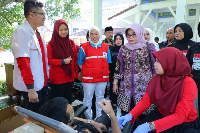 Pekat IB dan PMI Palembang Gelar Donor Darah, Target 100 Kantong