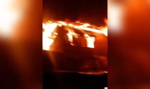 Dua Rumah Dipemukiman Padat di Palembang Ludes Terbakar