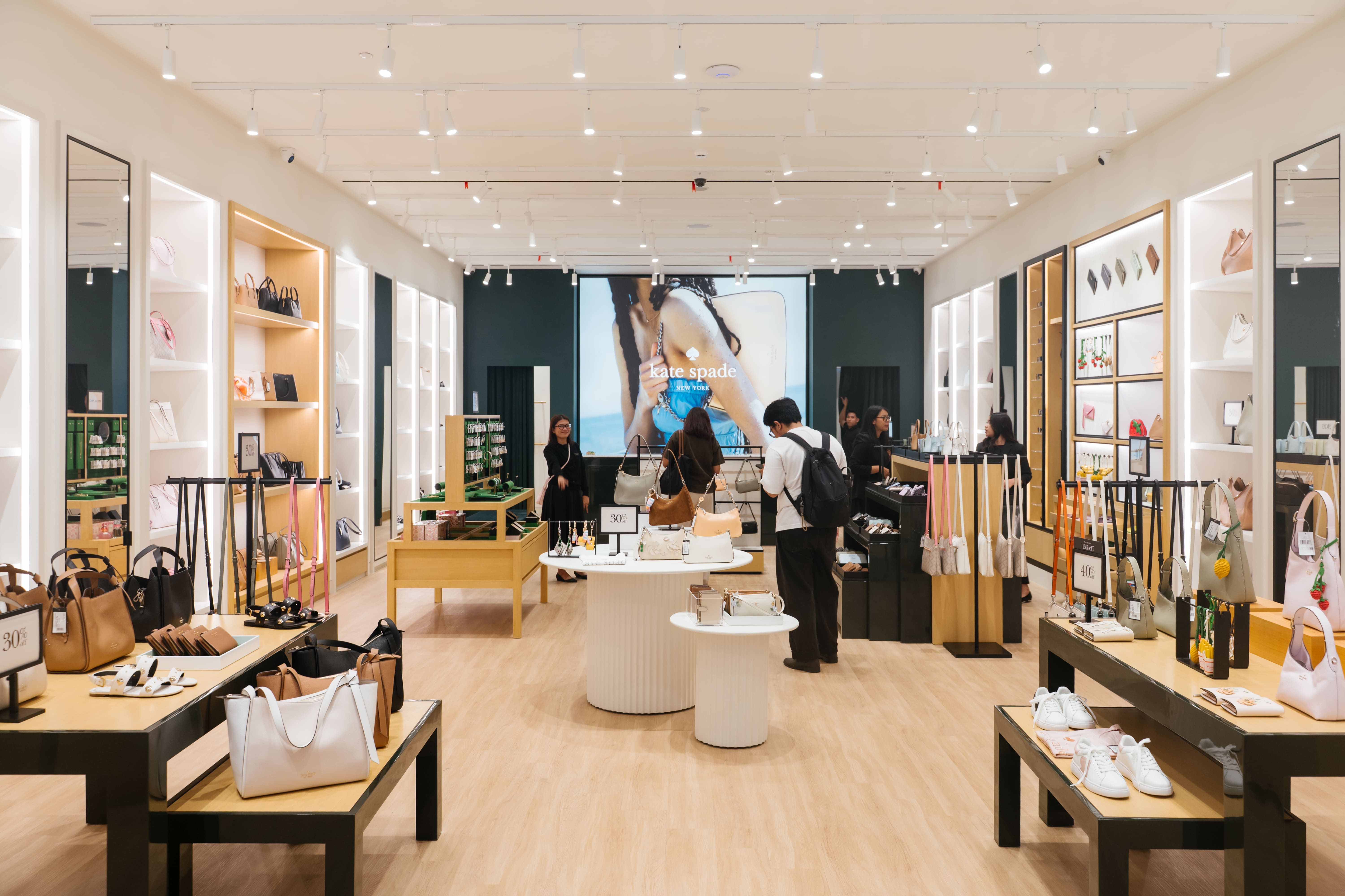World-Class Outlet Shopping