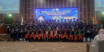 Wisuda XXI Universitas Adzkia Tahun 2025, Rektor : Awal dari Kiprah