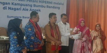 Pertama di Sumbar, Indonesia Re dan HIPERMI Patenkan Kampuang Bumbu Randang Aie Angek X Koto, Tanah Datar
