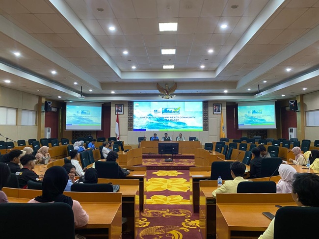 Kepulauan Mentawai Bersiap: 280 Mahasiswa UNP Jalankan Misi KKN Tsunami Ready