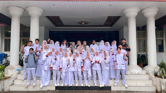 LLDIKTI Wilayah X Fasilitasi Praktikum Pemeriksaan Logam Berat bagi Mahasiswa Universitas Perintis