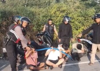Polisi Amankan Sejumlah Remaja di Solok, Diduga Hendak Tawuran dan Bawa Klewang