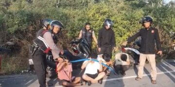 Polisi Amankan Sejumlah Remaja di Solok, Diduga Hendak Tawuran dan Bawa Klewang