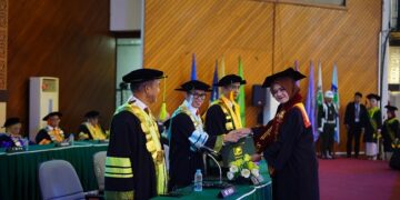 Unand Luluskan 1.411 Wisudawan, Rektor Soroti Isu AI hingga Perang Sebagai Tantangan Nyata yang Harus Dihadapi