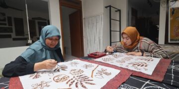 Raih 43 Penghargaan di Nusantara CSR Awards 2025, PLN Terima Predikat Platinum SDGs