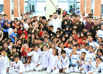 350 Atlet Karate Bertarung di 62 Kelas Kejurprov Shokaido Sumbar ke-3 Piala Walikota Padang