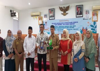 Pegadaian Perkuat Budaya Menabung dalam Bentuk Emas Lewat Program Satu Nagari Satu Bank Sampah