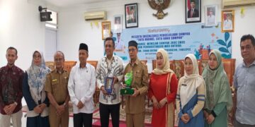 Pegadaian Perkuat Budaya Menabung dalam Bentuk Emas Lewat Program Satu Nagari Satu Bank Sampah