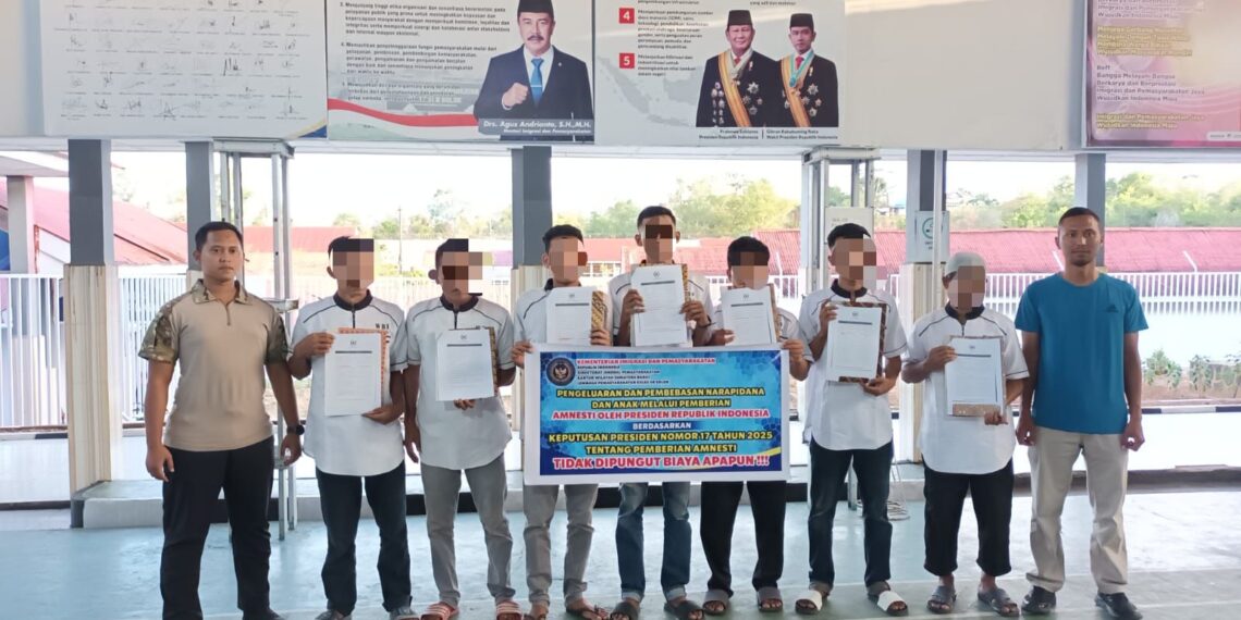 Dapat Amnesti Presiden, 7 Narapidana Lapas Kelas IIB Solok Dibebaskan
