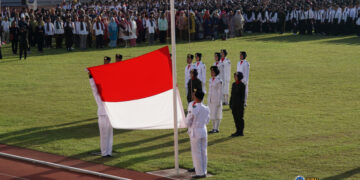 UNP Gelar Upacara HUT ke-80 RI, Diikuti Lebih dari 12 Ribu Mahasiswa Baru