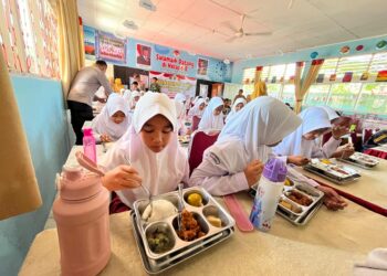 Siswa SDN 09 PPA Kota Solok Antusias Sambut Program MBG