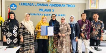 LLDIKTI Wilayah X Serahkan 7 SK Prodi : Perkuat SDM Vokasi Hingga Pascasarjana, Wujudkan Program Diktisaintek Berdampak