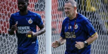 Dejan Antonic Pimpin 21 Pemain Semen Padang FC Hadapi Tuan Rumah Malut United