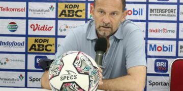 Usai Depak Almeida, Semen Padang FC Percayakan Kursi Pelatih ke Dejan Antonic