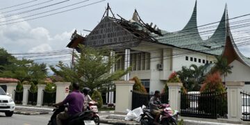 46 Rumah dan Sejumlah Fasilitas Publik di Kota Solok Rusak Akibat Angin Kencang