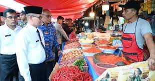 Pemko Sidak Pasar Bawah Bersama TPID Antisipasi Inflasi di Bukittinggi