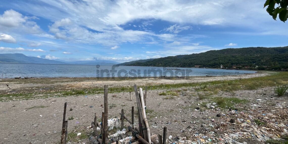 Cemari Air, Warga Keluhkan Sampah Popok yang Dibuang Sembarangan di Danau Singkarak