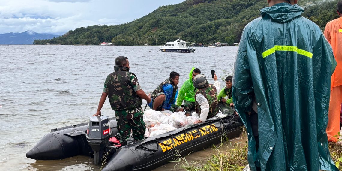 Paninggahan dan Muaro Pingai Terisolasi, Distribusi Logistik Diangkut Menggunakan Perahu di Danau Singkarak