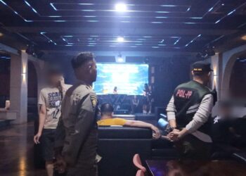 Satpol PP Padang Bubarkan Tempat Hiburan Langgar Jam Operasional