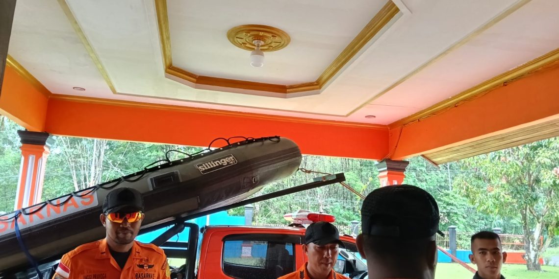 Tujuh Warga Terjebak di Ladang Akibat Luapan Sungai di Nagari Salareh Aia Barat