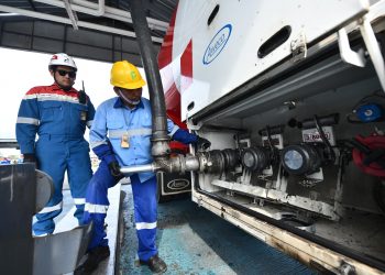 Stok Pertalite dan Biosolar Tergerus Cuaca Buruk, Pertamina Lakukan Alih Suplai dari Terminal Terdekat