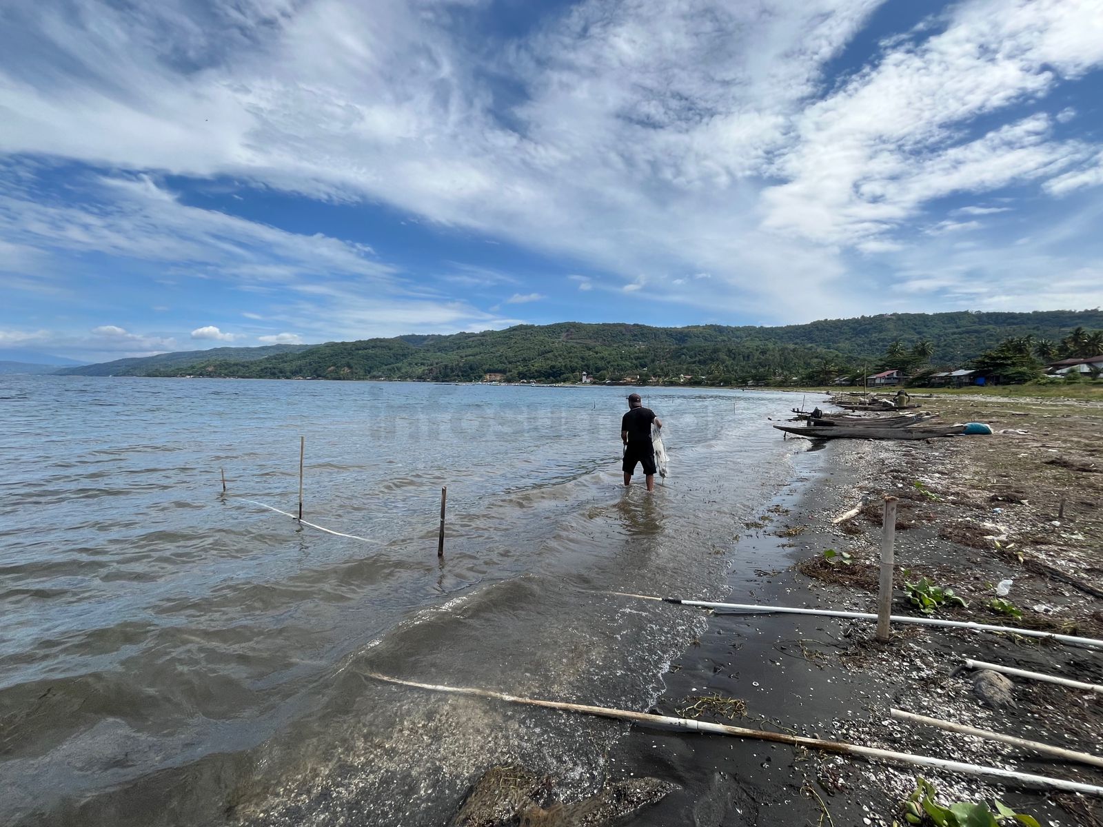 Air Danau Singkarak Menyusut, Hasil Tangkapan Nelayan Berkurang