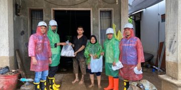 YBM PLN UP3 Padang Salurkan Bantuan Bagi Rakyat Terdampak Banjir Padang